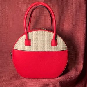 Red and straw round purse
